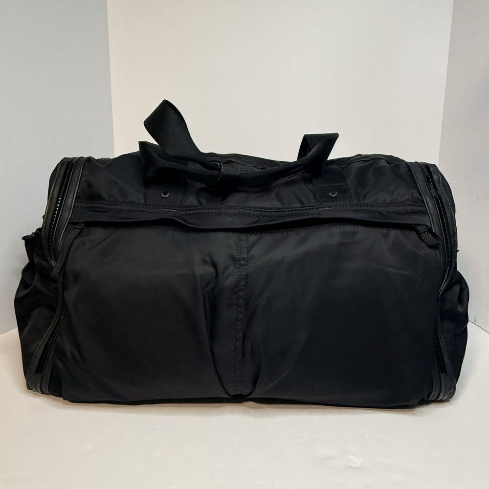 Lululemon Weekend Warrior Yoga Gym Duffel Bag Black + Tan Lining Shoulder Strap